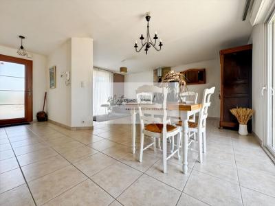 For sale Saint-lyphard 7 rooms 110 m2 Loire atlantique (44410) photo 4