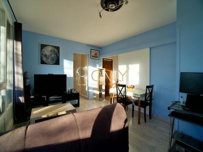 For sale Genay 2 rooms 45 m2 Rhone (69730) photo 1