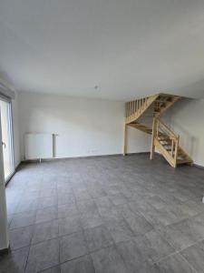 For rent Moneteau 3 rooms 62 m2 Yonne (89470) photo 2