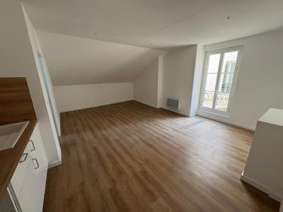 For rent Marseille-2eme-arrondissement 2 rooms 45 m2 Bouches du Rhone (13002) photo 0