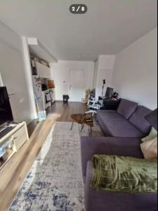 For rent Asnieres-sur-seine 2 rooms 46 m2 Hauts de Seine (92600) photo 1