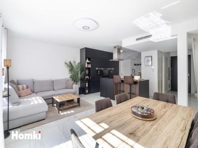 For sale Marseille-15eme-arrondissement 4 rooms 90 m2 Bouches du Rhone (13015) photo 4