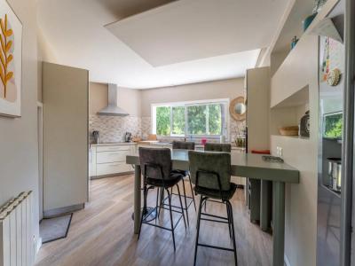 For sale Cestas 7 rooms 218 m2 Gironde (33610) photo 3