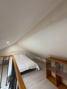 For rent Maurepas 1 room 16 m2 Yvelines (78310) photo 1