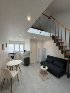 For rent Maurepas 1 room 16 m2 Yvelines (78310) photo 2