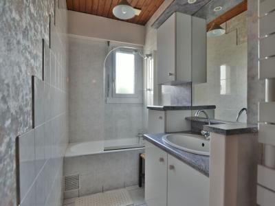 For sale CHOLET SUD 5 rooms 99 m2 Maine et loire (49300) photo 4