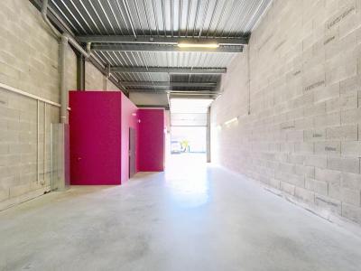 Annonce Location Commerce Tresses 33