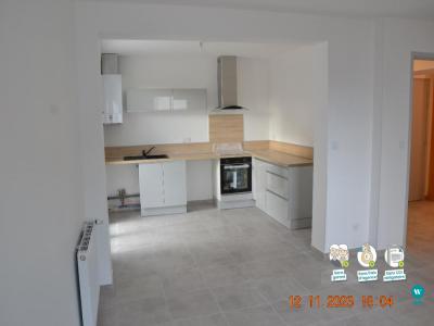 For rent Teil 4 rooms 85 m2 Ardeche (07400) photo 0