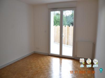 Louer Appartement 85 m2 Teil