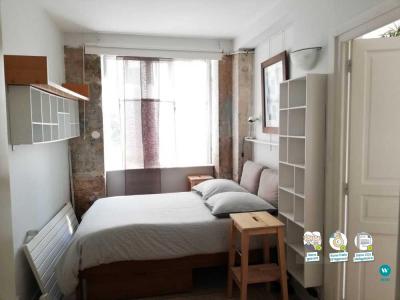 For rent Paris-10eme-arrondissement 2 rooms 34 m2 Paris (75010) photo 2
