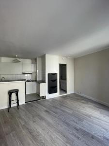 Annonce Vente Appartement Paris-18eme-arrondissement 75