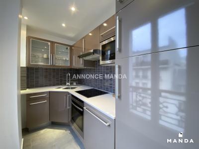 For rent Paris-12eme-arrondissement 2 rooms 35 m2 Paris (75012) photo 1