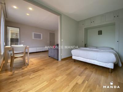 Louer Appartement Paris-12eme-arrondissement 1464 euros