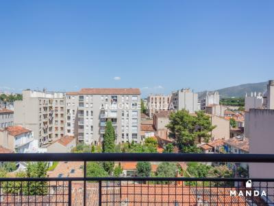 Louer Appartement 11 m2 Marseille-5eme-arrondissement