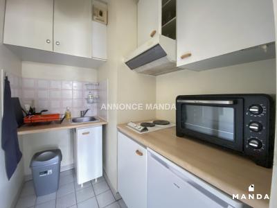 Louer Appartement 25 m2 Paris-19eme-arrondissement