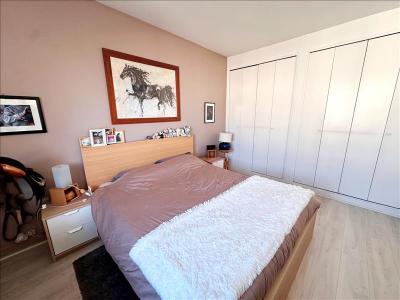 For rent Puteaux 2 rooms 51 m2 Hauts de Seine (92800) photo 3