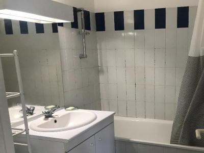 For rent Bordeaux 2 rooms 28 m2 Gironde (33000) photo 2