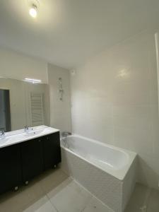 For rent Toulouse 3 rooms 63 m2 Haute garonne (31400) photo 4