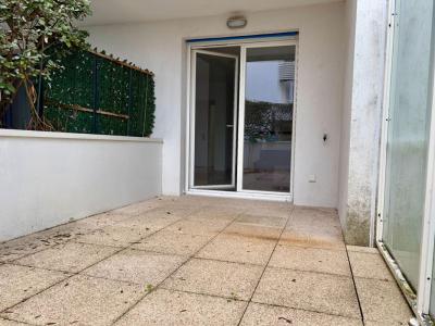 For sale Bordeaux 2 rooms 47 m2 Gironde (33200) photo 0