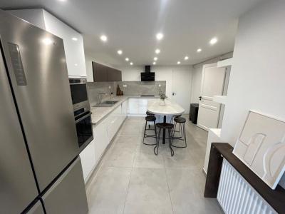 For sale Valence 6 rooms 127 m2 Drome (26000) photo 4