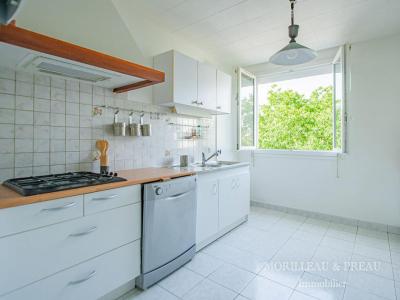 For rent Reze 5 rooms 87 m2 Loire atlantique (44400) photo 2