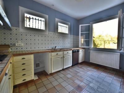 For sale Lanton 5 rooms 122 m2 Gironde (33138) photo 2