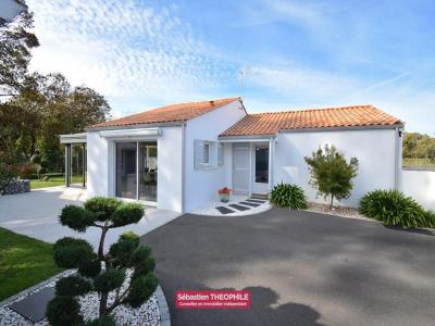 For sale Saint-jean-de-monts 4 rooms 118 m2 Vendee (85160) photo 0