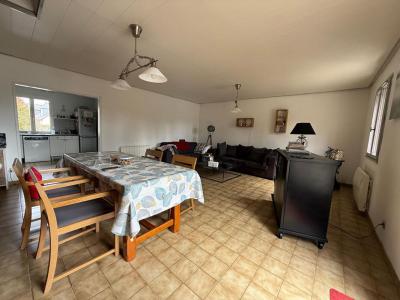 For sale Saint-sylvain-d'anjou 7 rooms 150 m2 Maine et loire (49480) photo 2