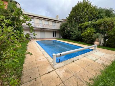 For sale Villeneuve-sur-lot 10 rooms 220 m2 Lot et garonne (47300) photo 0