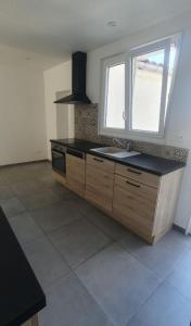 For sale Rochefort 3 rooms 65 m2 Charente maritime (17300) photo 0