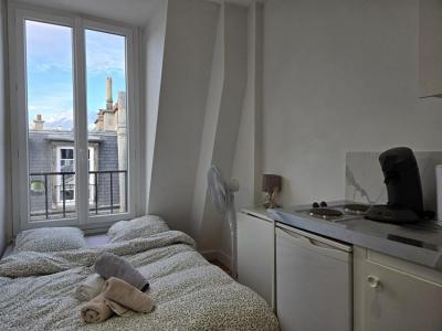 For sale Paris-15eme-arrondissement 1 room 9 m2 Paris (75015) photo 2
