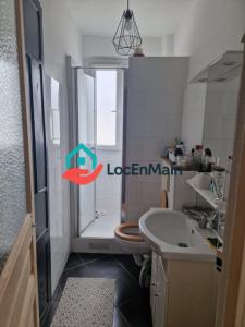 For rent Paris-11eme-arrondissement 2 rooms 42 m2 Paris (75011) photo 3