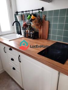 For rent Paris-4eme-arrondissement 2 rooms 34 m2 Paris (75004) photo 3