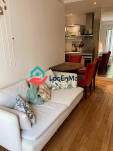 For rent Paris-8eme-arrondissement 3 rooms 71 m2 Paris (75008) photo 2