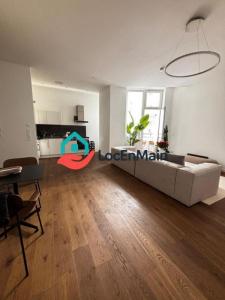 For rent Paris-11eme-arrondissement 3 rooms 89 m2 Paris (75011) photo 0