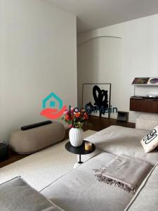 Louer Appartement 89 m2 Paris-11eme-arrondissement