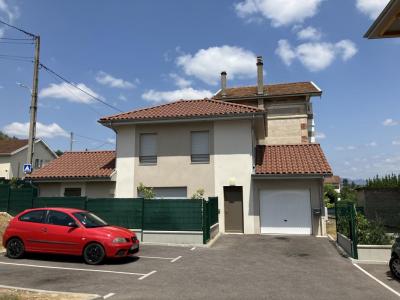 For sale Tullins 4 rooms 90 m2 Isere (38210) photo 0