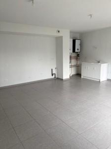 For sale Tullins 4 rooms 90 m2 Isere (38210) photo 2