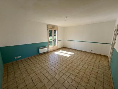 For sale Noyant 4 rooms 85 m2 Maine et loire (49490) photo 2