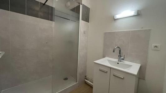 For sale Angers 3 rooms 70 m2 Maine et loire (49100) photo 4