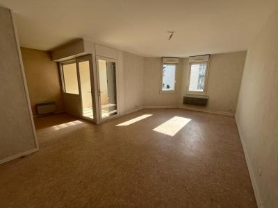 For sale Angers 4 rooms 90 m2 Maine et loire (49000) photo 0