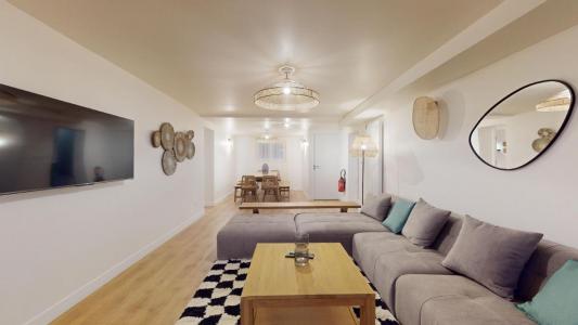 Louer Appartement 201 m2 Clamart