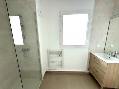 For rent Fos-sur-mer 3 rooms 67 m2 Bouches du Rhone (13270) photo 3