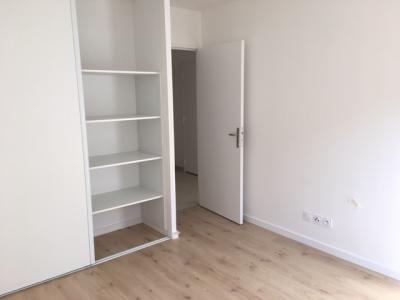 For rent Bron 3 rooms 63 m2 Rhone (69500) photo 2