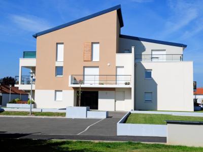 For rent Avrille 4 rooms 76 m2 Maine et loire (49240) photo 1