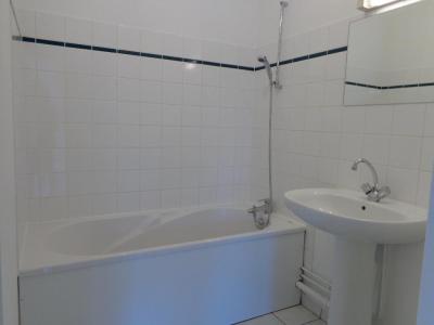 For rent Nantes 3 rooms 61 m2 Loire atlantique (44300) photo 2