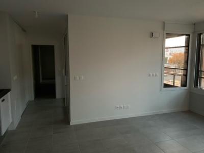 Louer Appartement 64 m2 Merignac