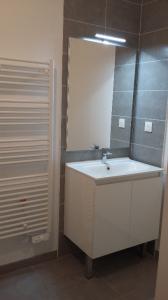 For rent Perpignan 2 rooms 40 m2 Pyrenees orientales (66000) photo 4