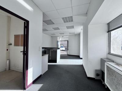 Louer Local commercial Bastia 7800 euros