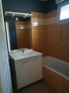 Louer Appartement Bourgoin-jallieu 919 euros